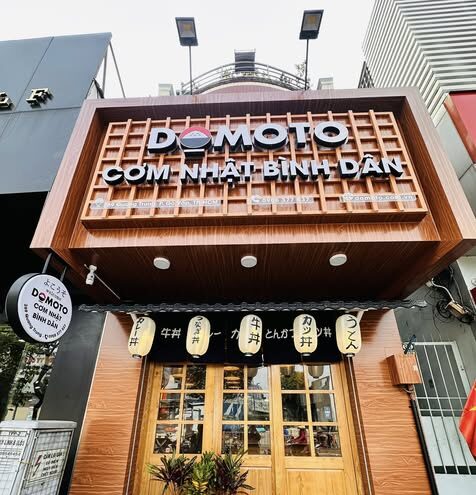 domoto quang trung, cơm nhật bình dân